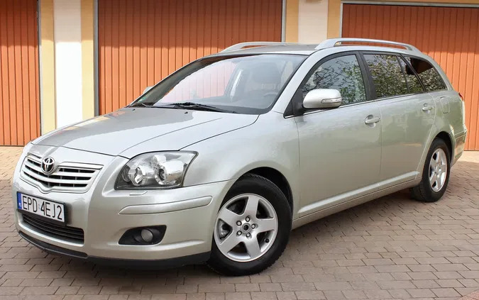 toyota avensis łódzkie Toyota Avensis cena 19900 przebieg: 199000, rok produkcji 2006 z Poddębice